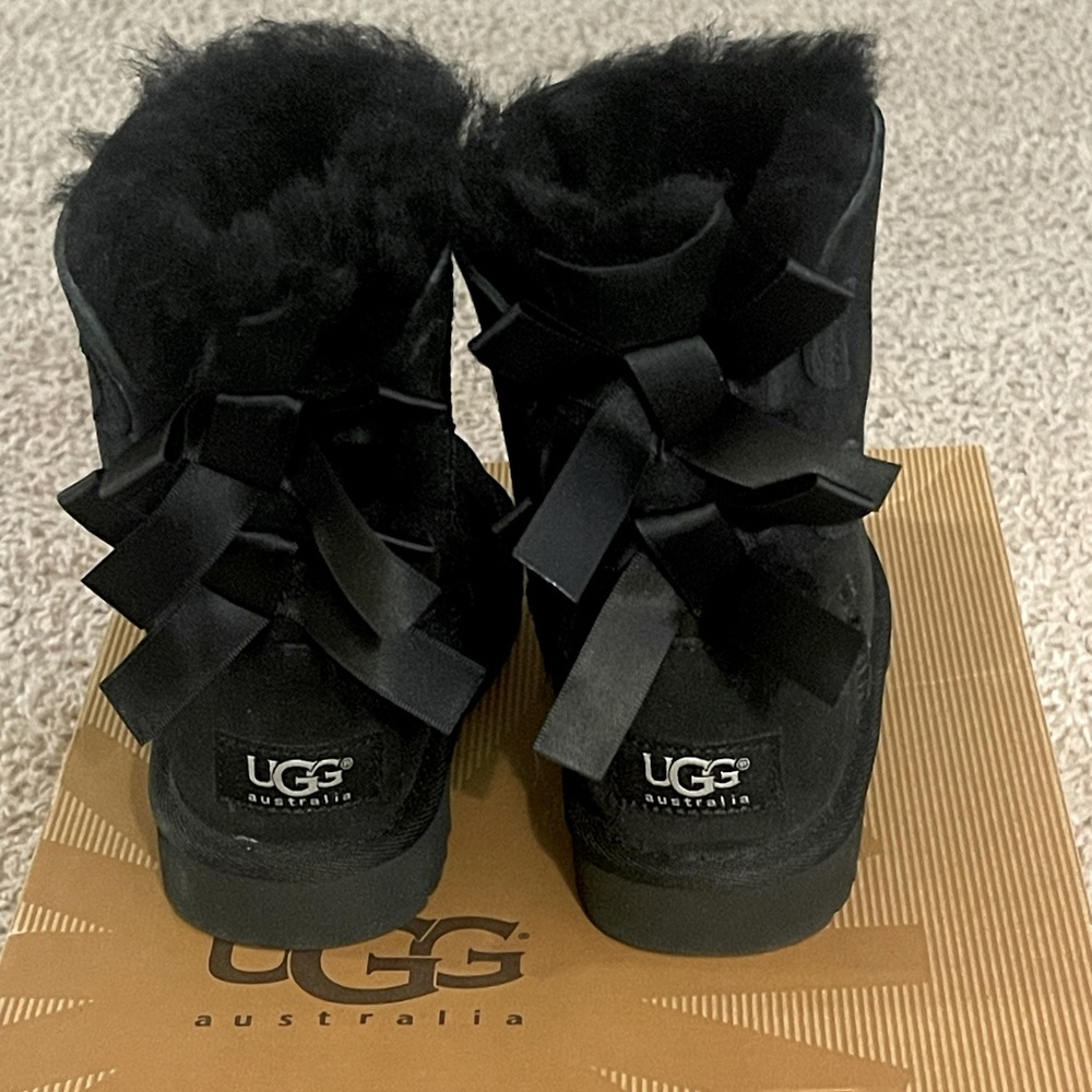 T Bailey Bow Children’s UGG BOOTS
